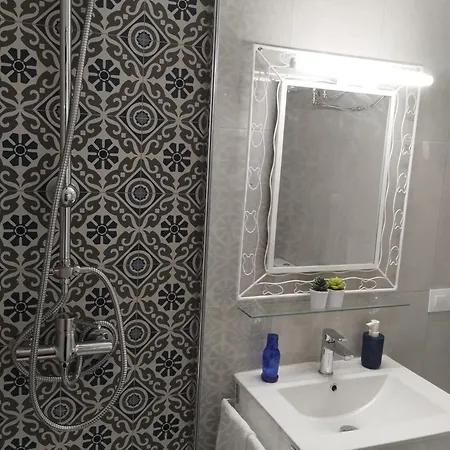 Moxo, 2 Bedrooms Apartment *